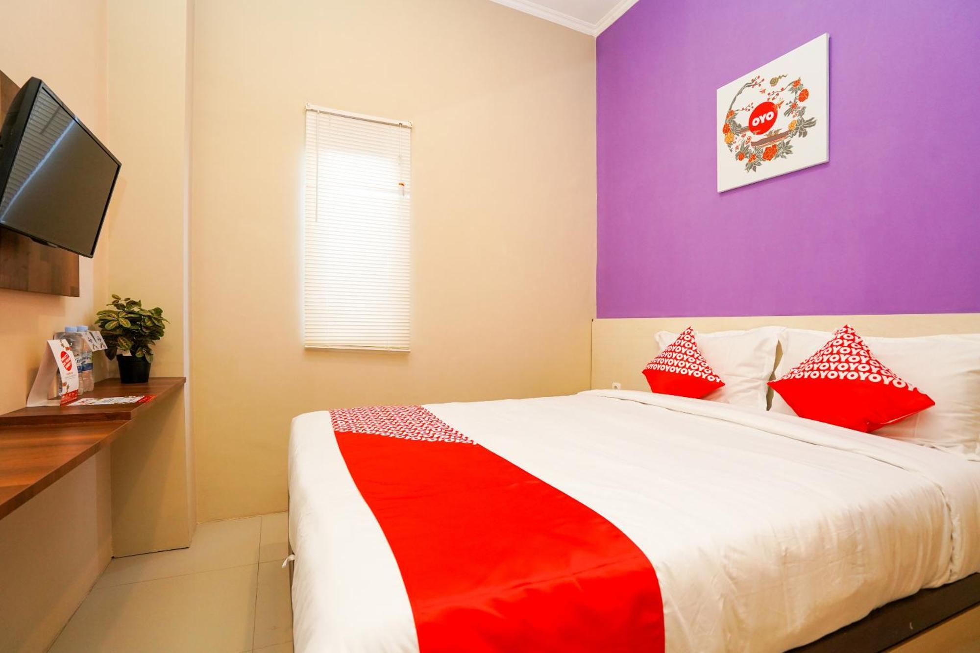 Hotel O Near Town Square Formerly Kupang Gunung